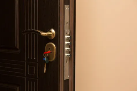 Toth&Bardem s.r.o., Bezpečnostné dvere
